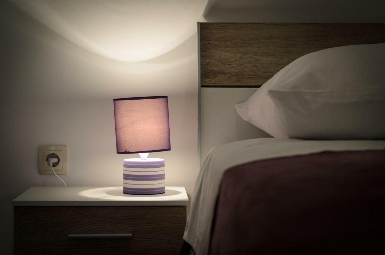 Apartmani Beran Seget Vranjica Exteriör bild